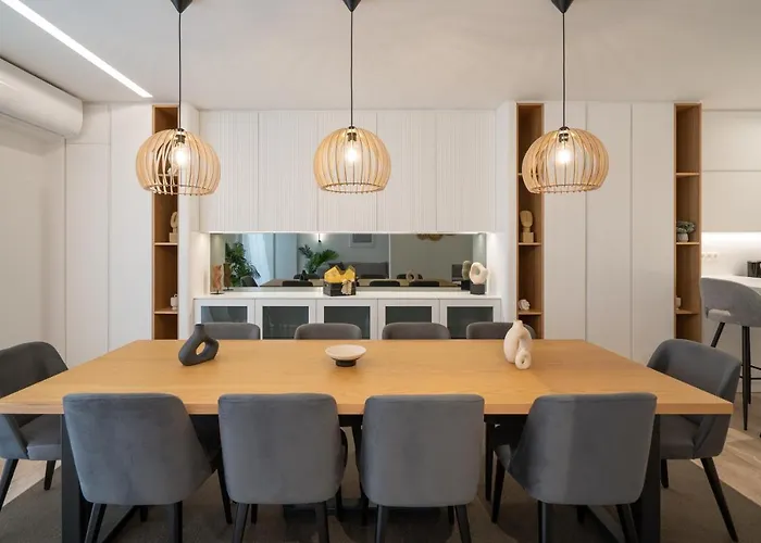 Kolonaki Upscale 4 Bedroom Luxury Apartment